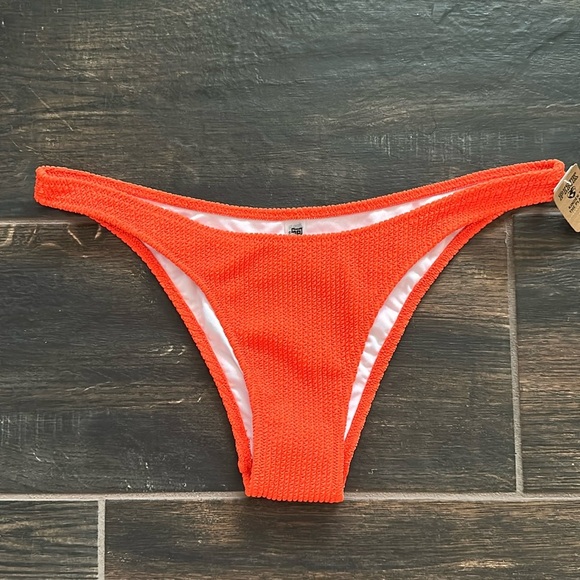 bottom only 💖 Victoria’s Secret PINK Bikini - Picture 1 of 7